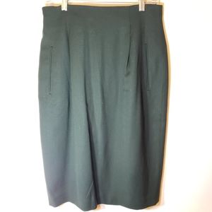 Black midi length skirt 90% Wool